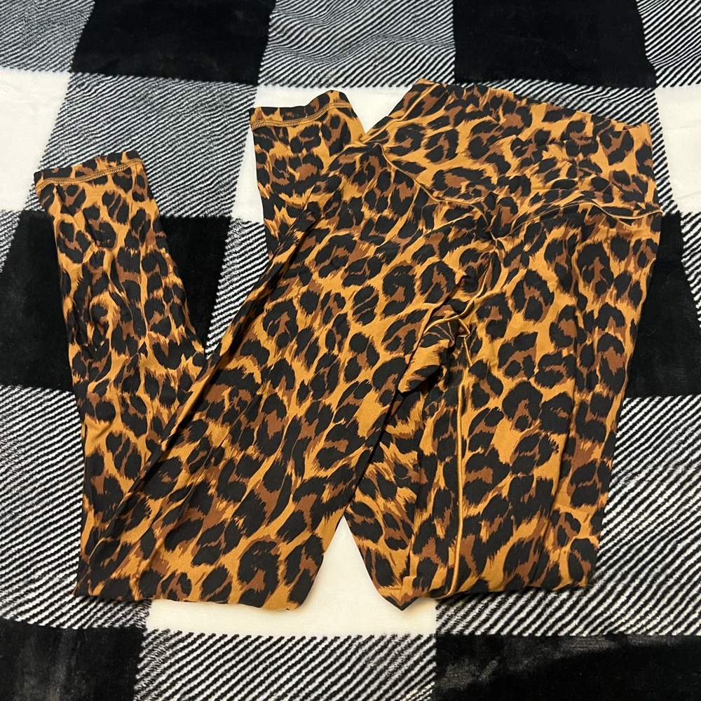 Aerie leggings crossover xsmall brand new never worn
